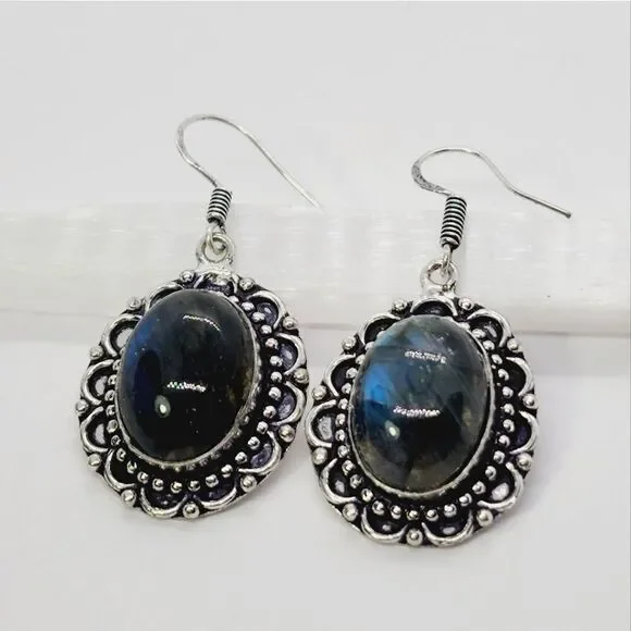 Labradorite Handmade Drop Dangle Earrings Jewelry 1.76" - Picture 2 of 3